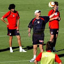 Carlos bianchi's player data and stats, clubs's career, identities, teammates, family, transfers, titles won. Carlos Bianchi Dice Que Dirigir Al Atletico De Madrid Es Un Gran Reto Mediotiempo