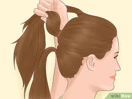 It is therefore better to choose a pale floral accessory that gives a soft atmosphere that complements the look. How To Do A Braided Flower Crown Hairstyle With Pictures