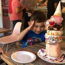 K & j's elegant pastries, alabaster; K J S Elegant Pastries