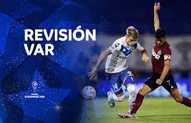 La pandilla de liniers en el estadio josé amalfitani, contra lanús, por la fecha 18 del apertura 2008. Situaciones De Analisis Var Velez Sarsfield Vs Lanus Conmebol