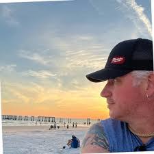 Cameron Collard's Instagram, Twitter & Facebook