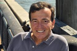 Bruce Knecht's Instagram, Twitter & Facebook