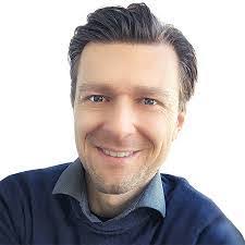 Peter Cristobal's Instagram, Twitter & Facebook