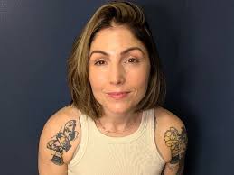 Book a massage with Alex Yap Sports Massage Therapy