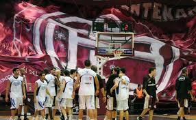 Club de fútbol 5 sobre césped sintético en lanus oeste En Que Categoria Jugara Lanus Basquet Plus