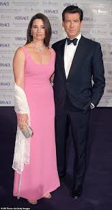 Cassandra harris pierce brosnan first wife. Sdpqepr5ksdwmm