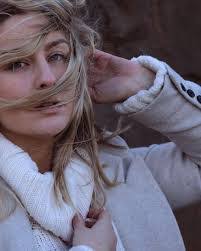 Ella Mcmanus's Instagram, Twitter & Facebook