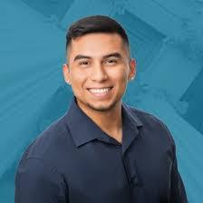 Alexander Landa's Instagram, Twitter & Facebook