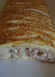 Tresse Feuilletee Au Thon Http Recettealgeriennebysaloua Over Blog Com Ma Recette Preferee Tresse Feuilletee Recette Feuillete Und Feuillete Thon