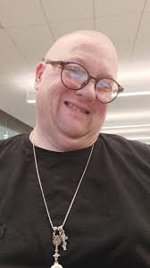 I'm 28 years old single looking for a real serious relationship or  friendship or someone to hangout with