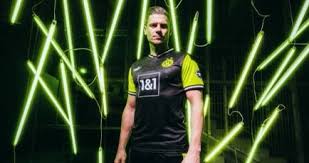 Puma borussia dortmund 20/21 stadium 1/4 zip top. Limited Edition Retro Borussia Dortmund Nullne90n Kit 2020 21 The Kitman