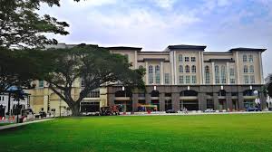 Speciality & gift shops • shopping malls. Plaza Merdeka Kuching Kuching Borneo Info
