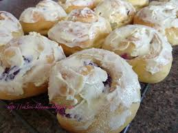 This Is Such A Delicious Bread My Husband And I Love To Eat Them He Asked Me To Make Them Again And Again Ensaymada Recipe Delicious Bread Macapuno Recipe