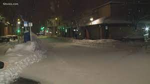 Flagstaff has four distinct seasons and much cooler average temperatures due to its elevation of 6,910 ft (2,106 m). Snowfall In Northern Arizona Causes Delays Closures Crashes On Highways 12news Com