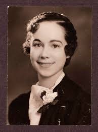 Jane Nott's Instagram, Twitter & Facebook