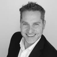 Zach Earls's Instagram, Twitter & Facebook