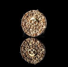 You earn 1 cruise point for every night you sail with us, and double the points when you book a suite. Pirates Of The Caribbean The Curse Of The Black Pearl 2003 Cursed Aztec Gold Coin Current Price 5000