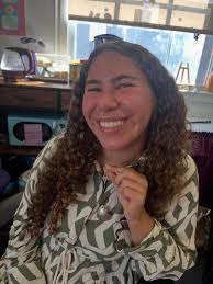 Today was our first #MagenDavidMonday of the semester!✡️we loved seeing  everyone's Jewish joy today!💜stop by the lounge tomorrow for doodle n'  drash at 11:30🎨🖌️✍️ #huntercollege #hillel #jewishlifeoncampus