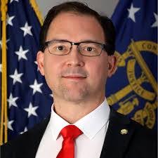 Dexter Moses's Instagram, Twitter & Facebook