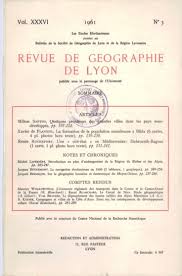 Pour manger dans l'avion, il ne faut pas apporter son repas, il ne faut pas commander le repas d'avance, il faut simplement choisir sur place un des menus proposés par l'hôtesse de l'air. Quelques Problemes Des Grandes Villes Dans Les Pays Sous Developpes Persee