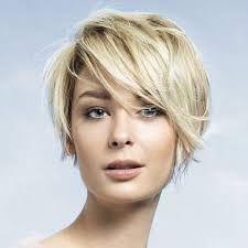 You can try the front bangs with any of these amazing pictures of medium or short haircuts with bangs in this modern year 2020. 50 Short Haircuts That Solve All Fine Hair Issues Hair Motive Hair Motive