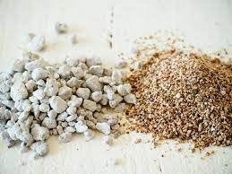 Also, based on your purpose, you can buy vermiculite in different sizes (fine, medium, coarse). Perlite Vs Vermiculite How And Why To Use Them Garden Betty