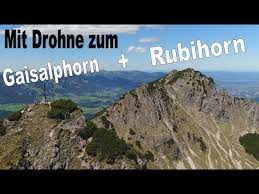 Das gaisalphorn ist ein relativ unbekannter gipfel an einer exponierten stelle zwischen rubihorn und dem nebelhorn direkt über oberstdorf in allgäu gelegen. Mit Der Drohne Uber Rubihorn Gaisalphorn Und Den Gaisalpsee Youtube
