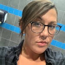 Sandra Ruffo's Instagram, Twitter & Facebook