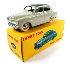 Dinky Toys Simca 9 Aronde Elysee Dinky Toys Deagostini Voiture Miniature 24u Toys Toy Car Miniatures