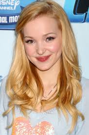 Refer to the picture below for a seemingly freshly injected (and swollen) fast forward to now and dove seems to have struck a nice balanced stream of filler where she gives off a pretty, natural look. Dove Cameron Wavy Golden Blonde Pinned Back Hairstyle Steal Her Style