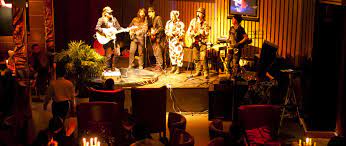 Music licensing for restaurants might seem like yet another cost to add to your long list of restaurant expenses. How To Set The Mood With Live Entertainment In Your Restaurant Penn Jersey Paper