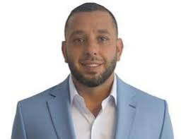 Arabic Speaking Real Estate Agents in Dubai — Property Finder