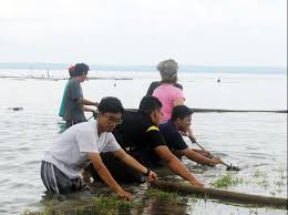 Indonesia semula ngotot agar sengketa pulau sipadan dan ligitan diselesaikan di dewan tinggi asean. Atasi Disparitas Dengan Pengembangan Pulau Dan Desa Berkelanjutan Its News
