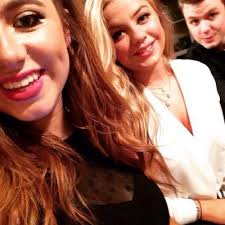 Catherine Keys (@CatherineKeys4)