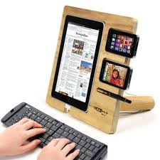 Ipad Wooden Stand This Also Makes Me Wonder Given That A Tablet Costs About What A Monitor Used To Cost Way Back When How Soo In 2020 Gadgets Woodworking Cool Stuff