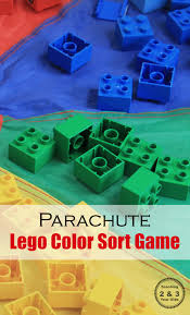 Looking For A Simple Way To Teach Colors To Your Toddlers And Preschoolers Check Out This Hands On Color Game That Preschool Colors Teaching Colors Used Legos