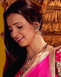 Pin By Zeliha Alpaslan On Sanaya Irani Sanaya Irani Love Hug Doon