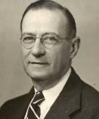 Robert Mcquilkin's Instagram, Twitter & Facebook