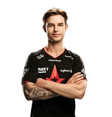 Global offensive players' settings from major pros like mathieu zywoo herbaut and nicolai dev1ce reedtz. Top 5 Best Starladder Major Berlin Players Who Exceeded Expectations