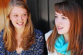 Lord Geoffrey Presents Ellie Buckland and Isa Burke﻿ & Pickin Party