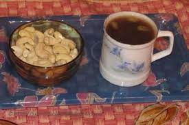 How To Make Kashmiri Kahwa Kashmiri Black Tea Indian Recipes Vegetarian Recipes
