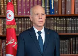 ونشر التلفزيون التونسي صورا حصرية للرئيس قيس سعيد وسط حشود المحتفلين. Ù‚ÙŠØ³ Ø³Ø¹ÙŠØ¯ Home Facebook