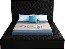 Headboard, foot rail and side rails are padded and tightly upholstered. Meridian Furniture Bliss Collection Modern Contemporary Velvet Upholstered Bed With Deep Button Tufting And Storage Compartments In Rails And Footboard Black Queen Pricepulse