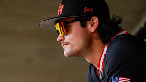 Hunter Autrey's Instagram, Twitter & Facebook