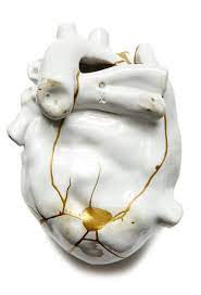 Between The Desire And The Spasm Kintsugi The Japanese Art Of Repairing Broken Kintsugi Japanese Art Broken Pottery