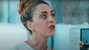 Elia Arias's Instagram, Twitter & Facebook