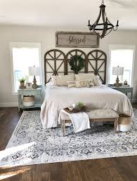 Bosphorus Bos Area Rug Boutique Rugs Remodel Bedroom Farmhouse Bedroom Decor Home Decor Bedroom