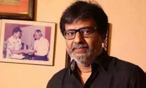 RGV Comes Between Vivek & Mahesh Kathi