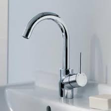 Eine mischbatterie für ihre küche, einen einhebelmischer oder eine sensorarmatur entscheiden, hängt zum einen davon ab, welche armatur ihnen optisch zusagt. Hansgrohe Talis Armaturen Gunstig Kaufen Bei Reuter