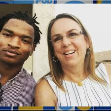 Grandma who texted wrong teen for Thanksgiving shared 4th holiday with him 